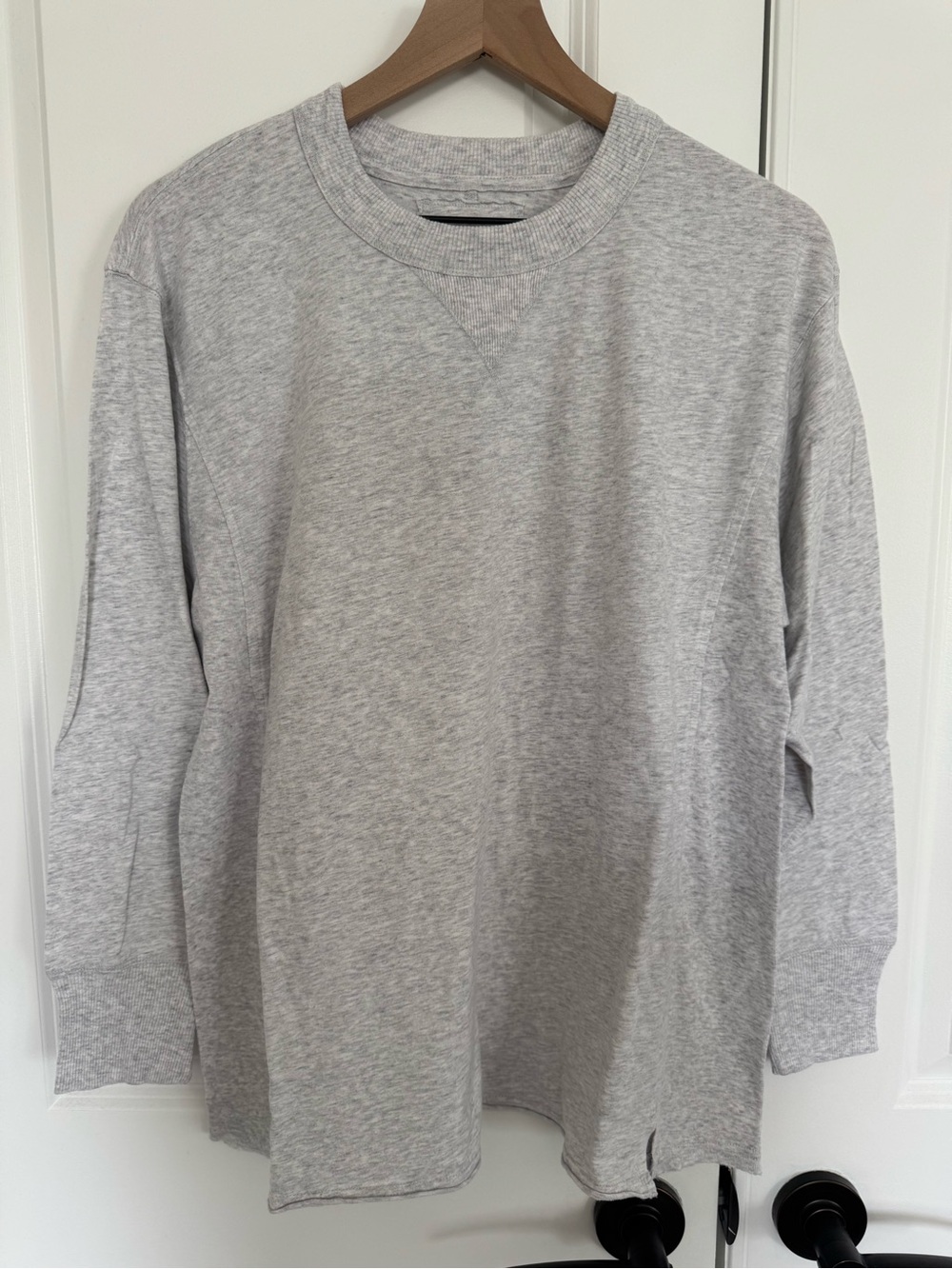 aerie Heather Gray Long Sleeve Crewneck Top